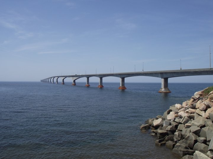 Le pont de la Confédération vue de l'île-du-Prince-Édouard