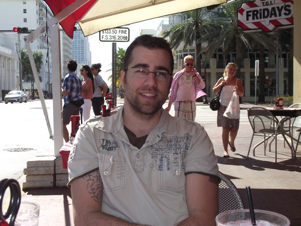2012 - Au restaurant en face de la plage de Miami Beach, Floride