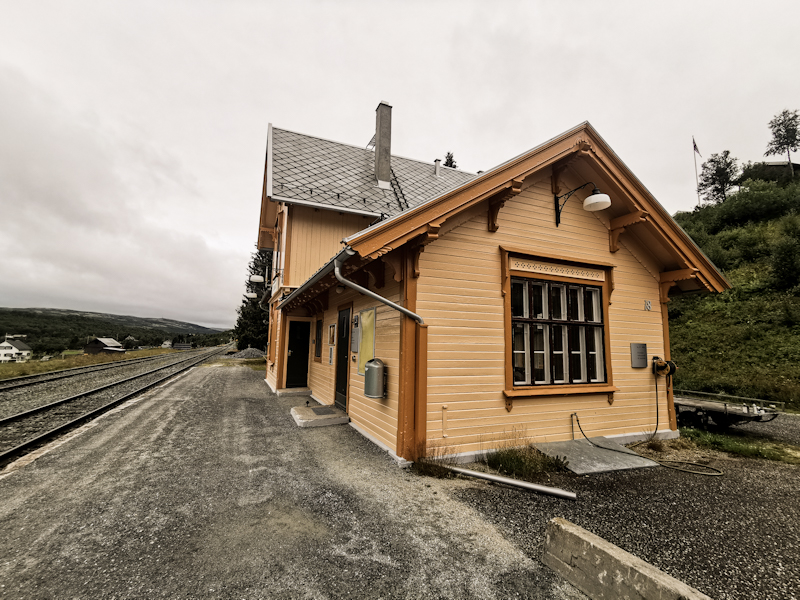 Glåmos Station