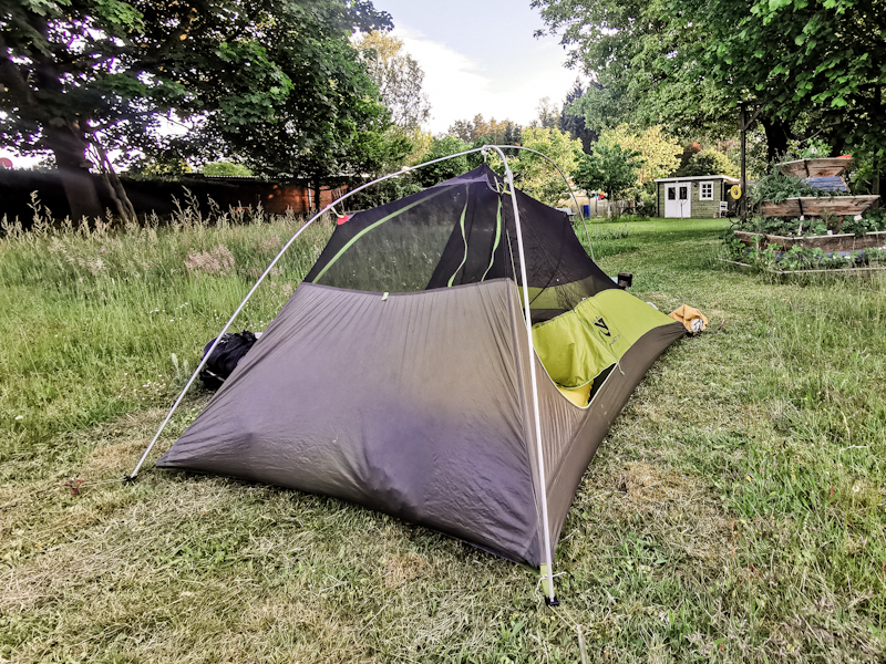 1nitetenting in Güster