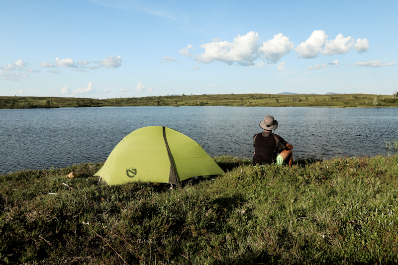 Camping right at the lake 