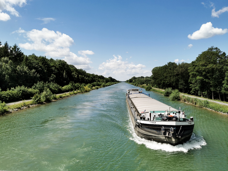 Crossing a canal