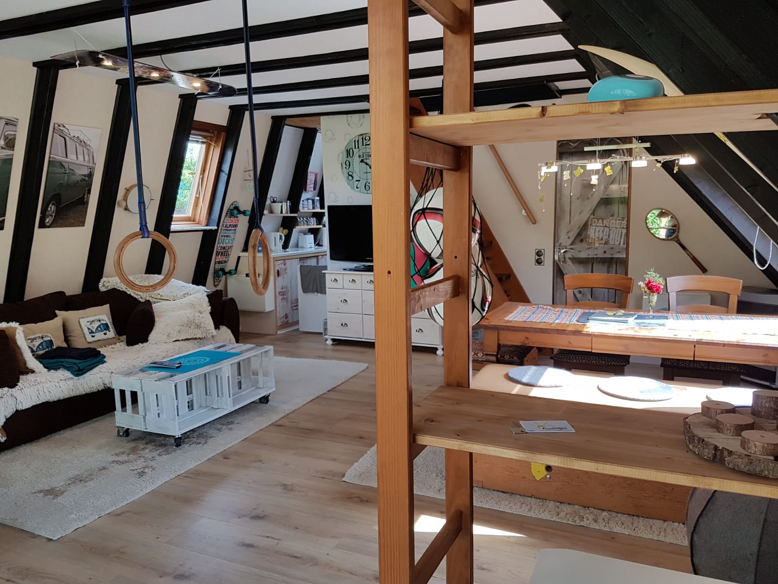 Wohnzimmer mit Schlafcouch
