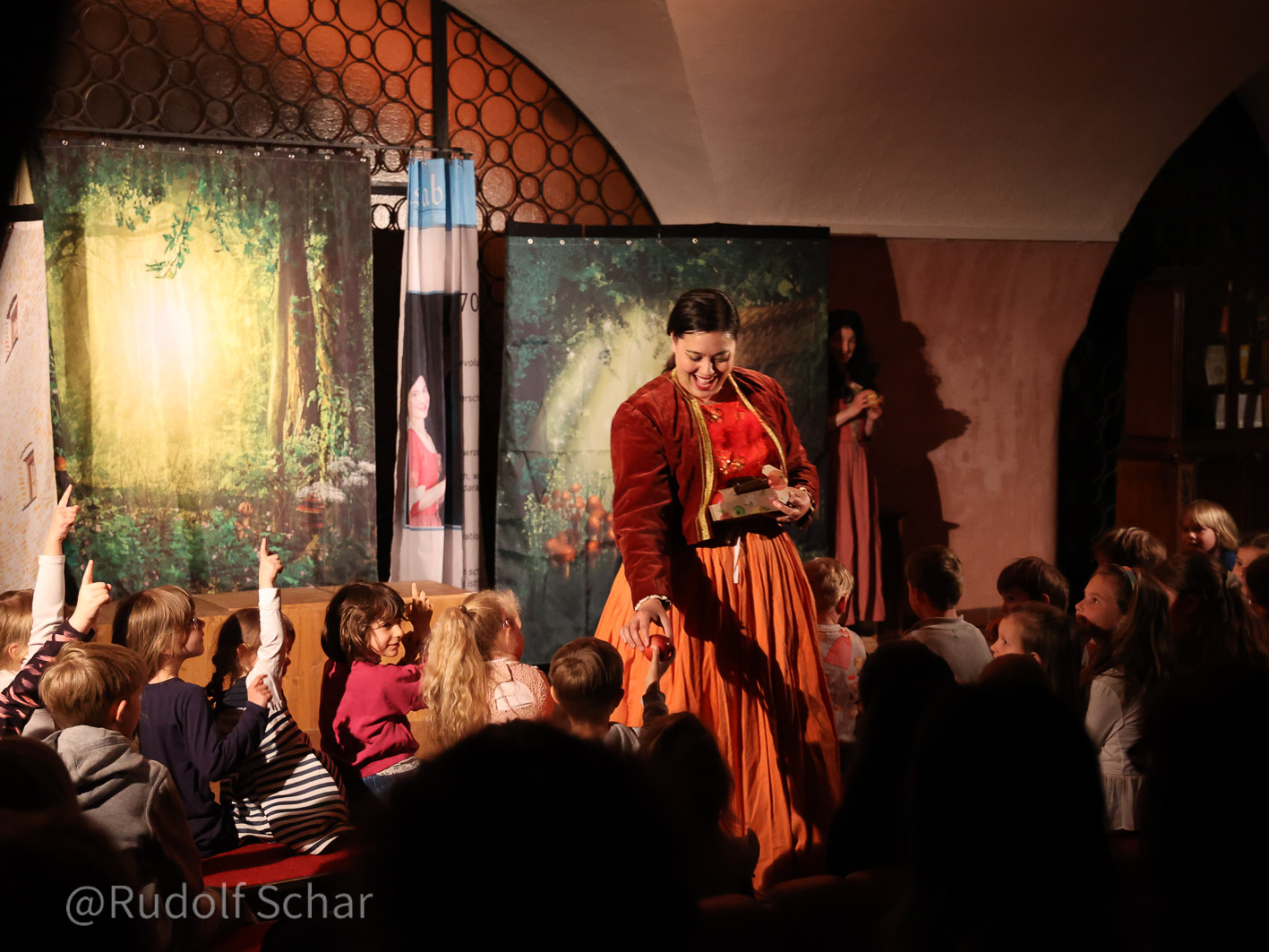 Schneewittchen Kinderoper in der Krypta Oper@Tee (c)Schaar