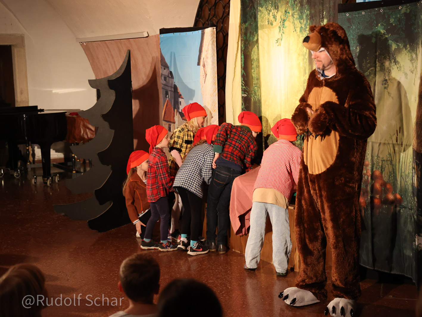 Schneewittchen Kinderoper in der Krypta Oper@Tee (c)Schaar