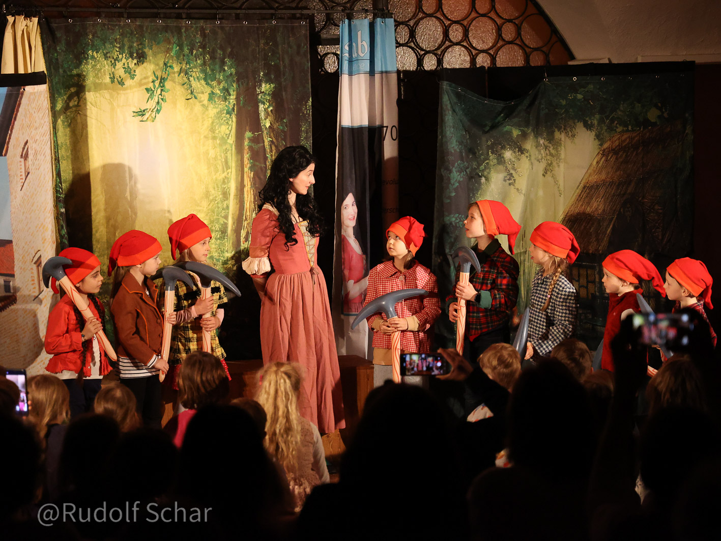 Schneewittchen Kinderoper in der Krypta Oper@Tee (c)Schaar