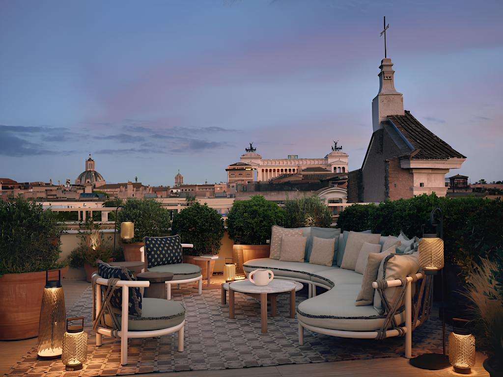 Rome - Luxurious Palazzo Hotel Six Senses