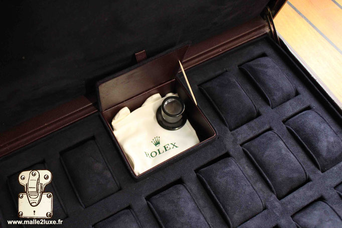 Valise a montre Louis Vuitton 16 montres de luxe sur mesure bleu stravinsky