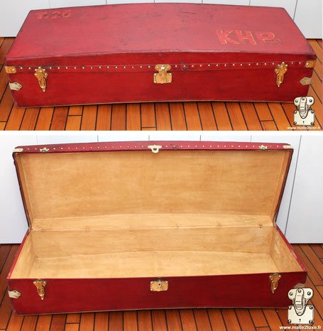 Malle automobile Louis Vuitton rouge
