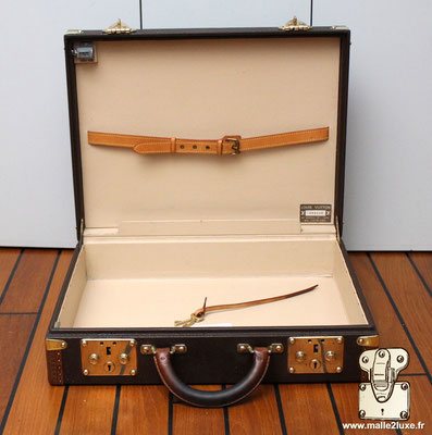 Valise Louis Vuitton pour agent secret