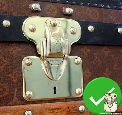 polissage parfait bijoux jar Louis Vuitton