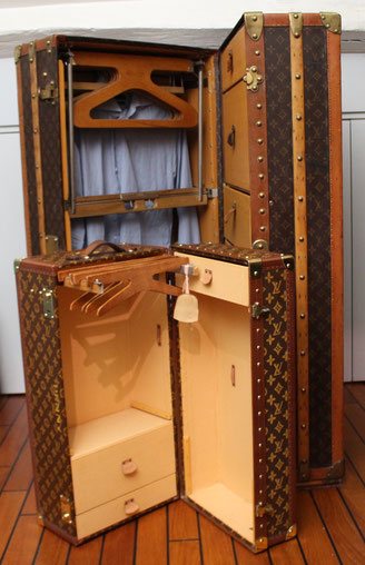 Louis Vuitton Trunk AMAKI Luggage Suitcase Vintage Trunk 