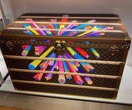 Personalization and initial - Louis Vuitton trunk - Malle2luxe