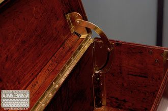 compat d'ouverture laiton massif louis vuitton