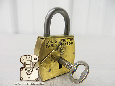 cadenas ancien pour steamer bag Louis Vuitton laiton