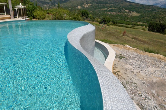 debordement piscine