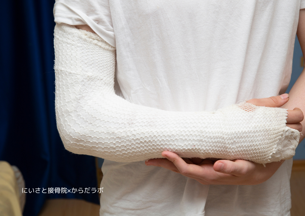 肘が脱臼した！こんな時どうする？これからどうなる？