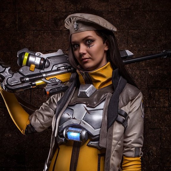 Ana, Overwatch Cosplay: Krystl Photo: Fotograf-13