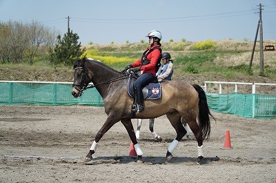 春の乗馬