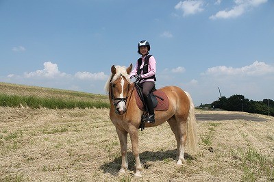 乗馬で笑顔