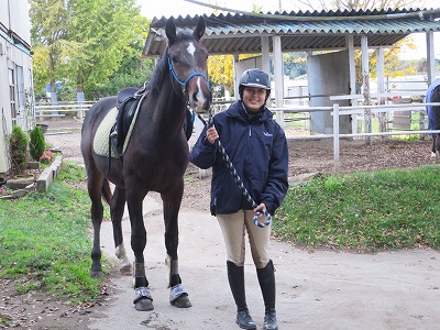 乗馬で幸せな一日