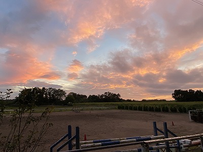 牧場の夕焼け