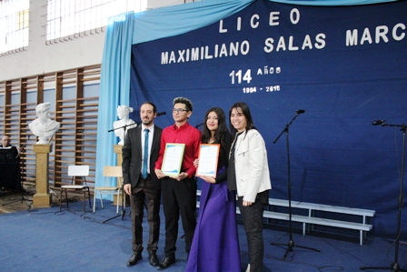 Reconocimiento a alumnos de academia danza y sus docentes sra. Carolina Herrera y sr. Alfredo Pavez