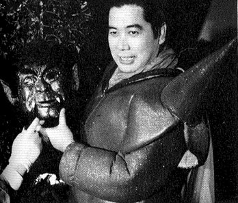 宿敵ゴアの正体は・・・大平透さん(ダースベイダーの声!)