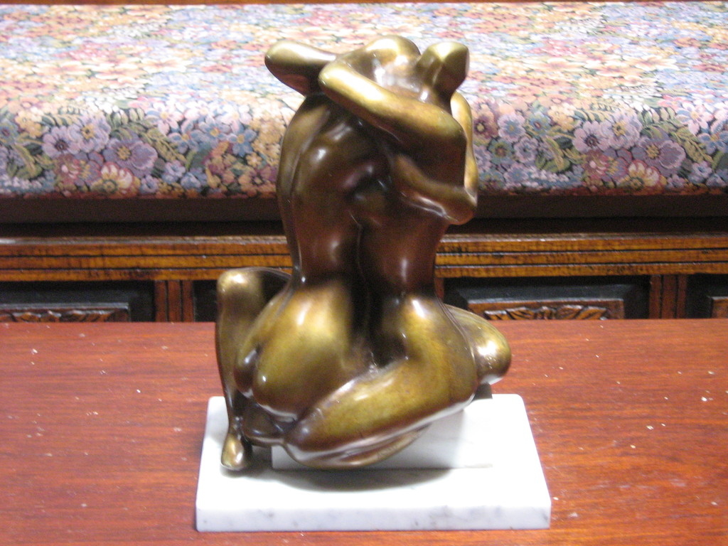 "Tríada de Eros", bronce de Jorge Vélez (Risaralda Cds)
