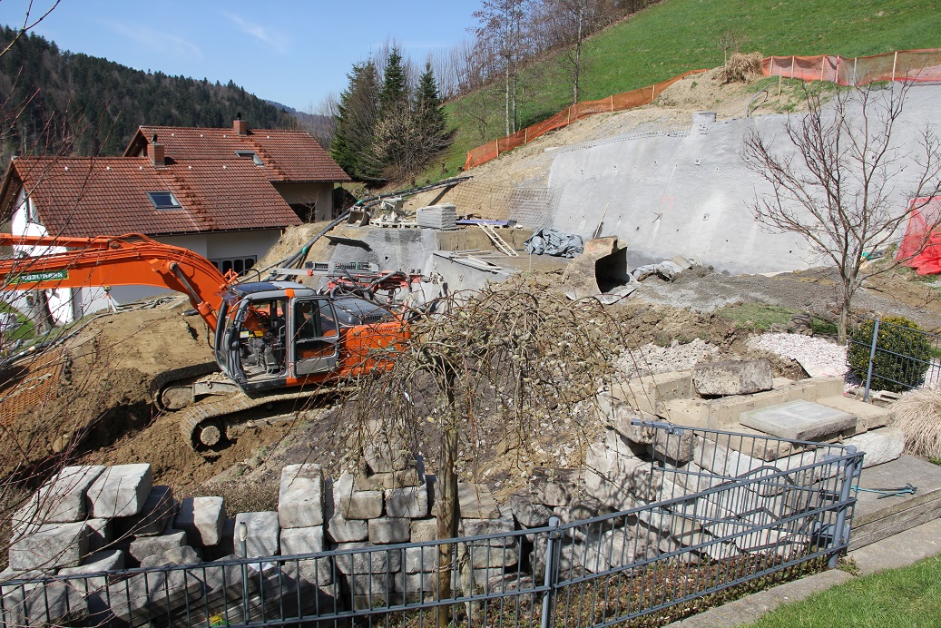 06.04.2018 Das Loch wird grösser