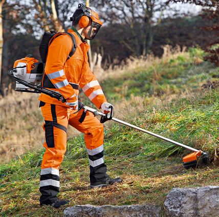 Stihl Rückensense FR 460 TC-EM im Einsatz