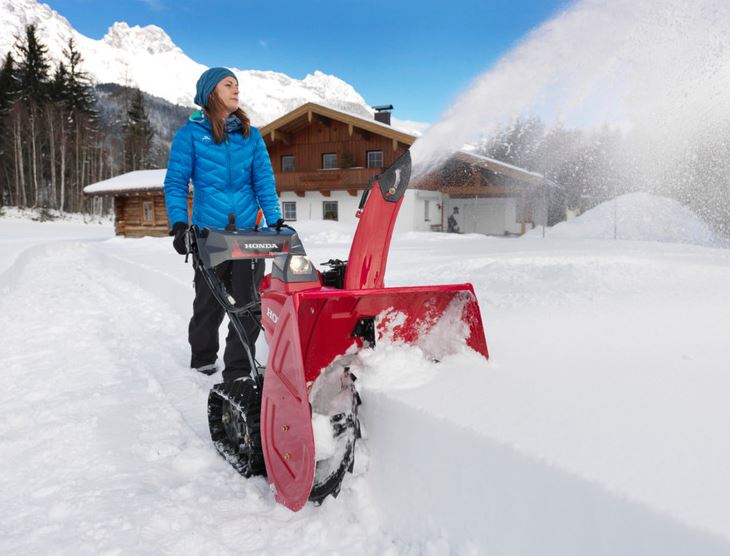 Honda Schneefräse HSS 760 im Einsatz