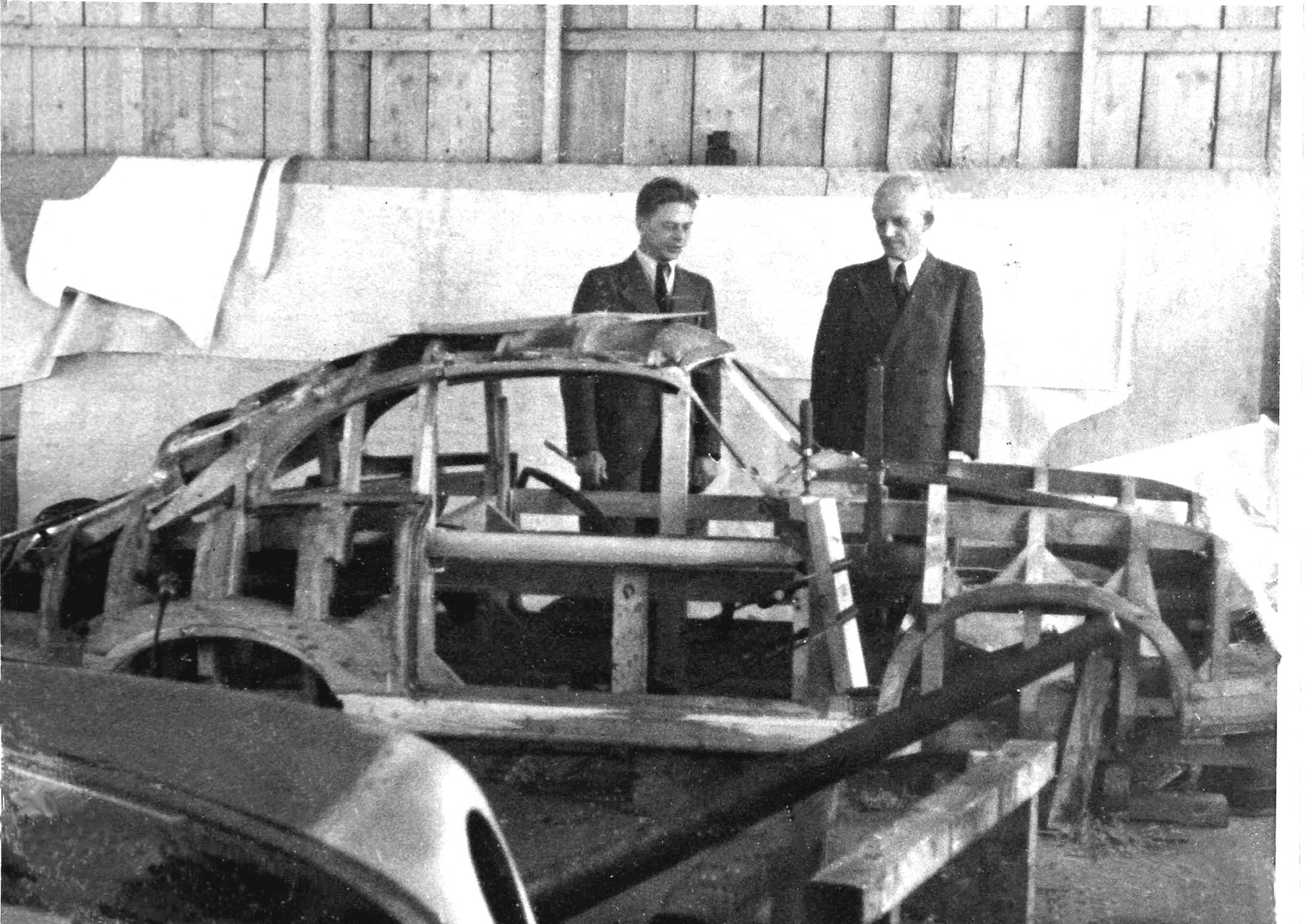 Eriwn Komenda and Otto Husslein: The wooden moue was used to hammer the sheet metal into the shape of the various body parts of the Porsche 356 Coupe.