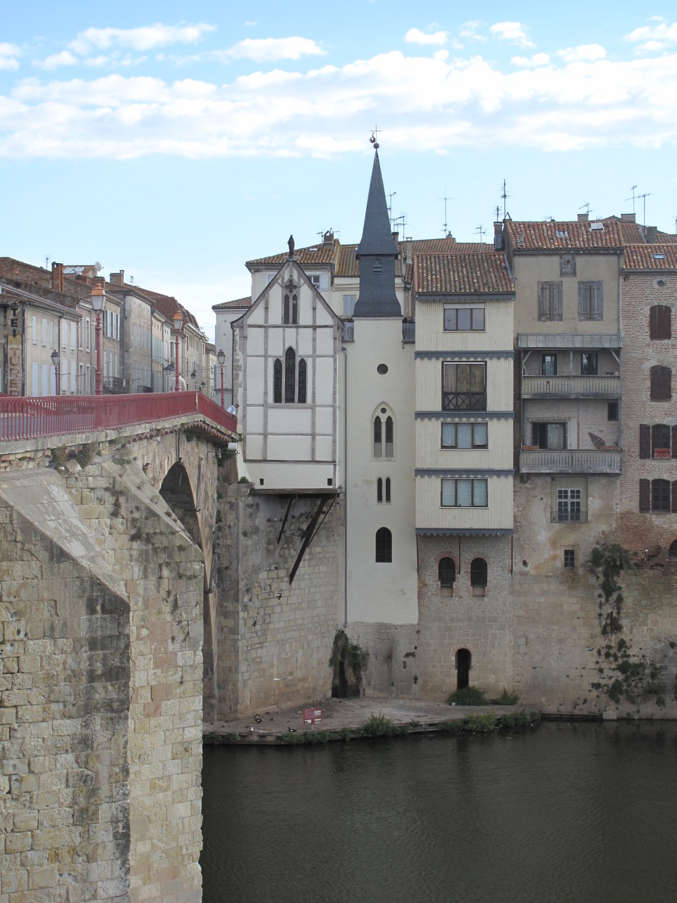 Villeneuve-sur-Lot : la chapelle du Bout du pont