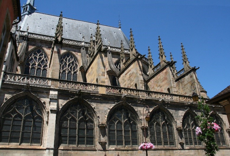 Moulins: la cathédrale (partie Est du 15è siècle)