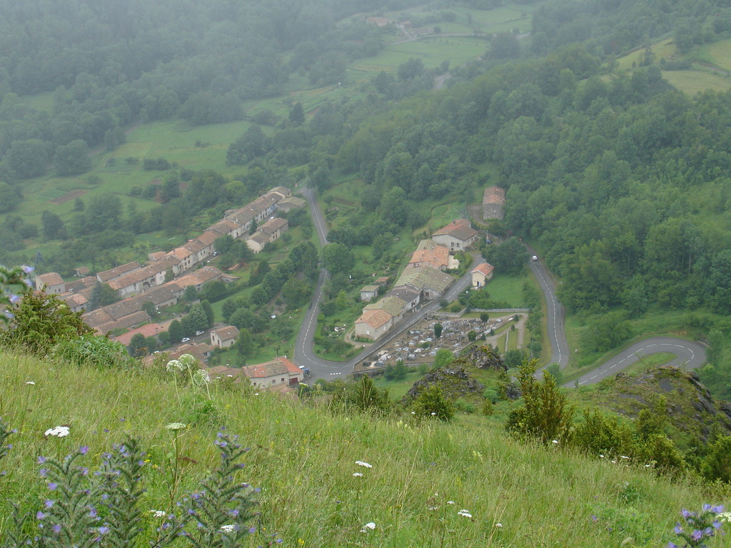 Montsegur : le village depuis la butte