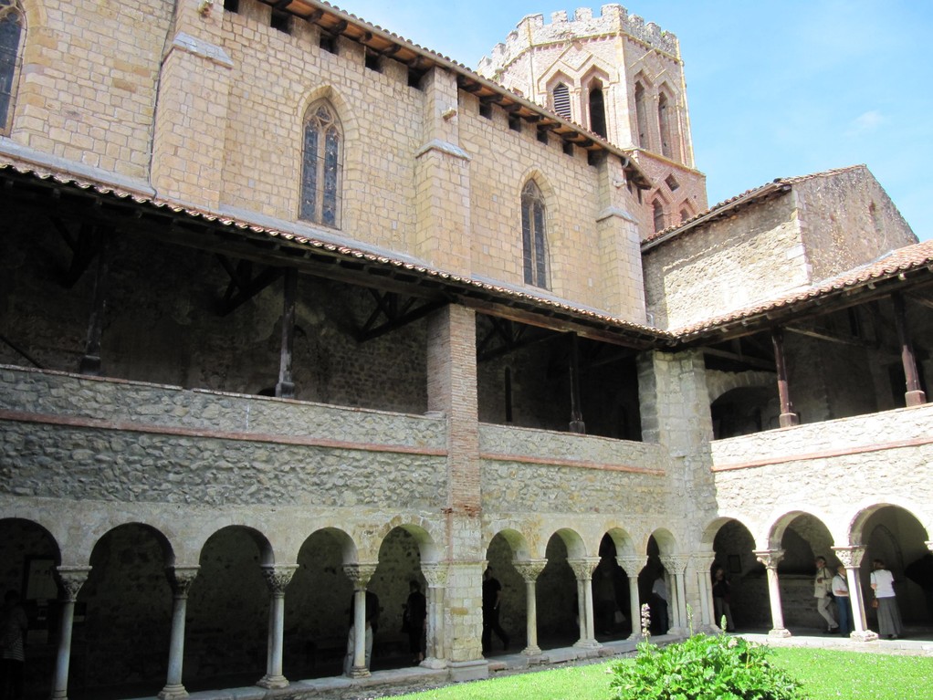 Saint Lizier : église et cloître de la cathédrale Saint Lizier