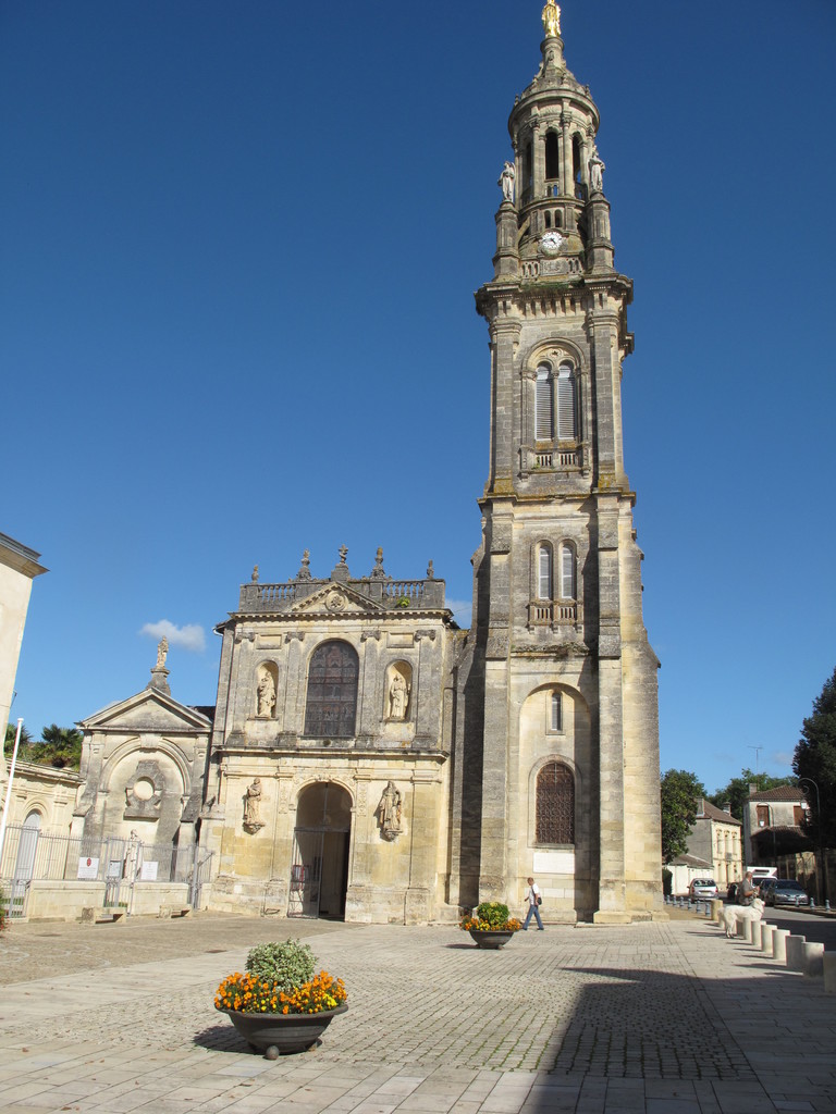 Verdelais : la basilique.