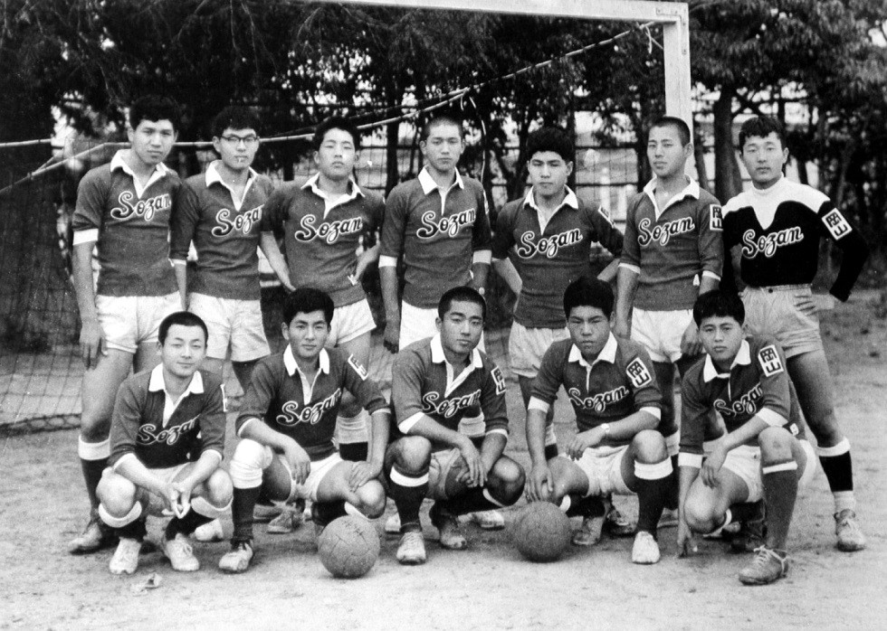 サッカーの甲子園を逃したサッカー部、そして馬術同好会：岡崎陽二（S36年卒）
