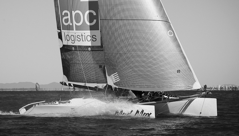 Catamaran Mad Max.