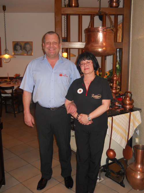 Martina und Rolf Intemann, Restaurant "Zum Kupferkessel" Köln Porz Urbach