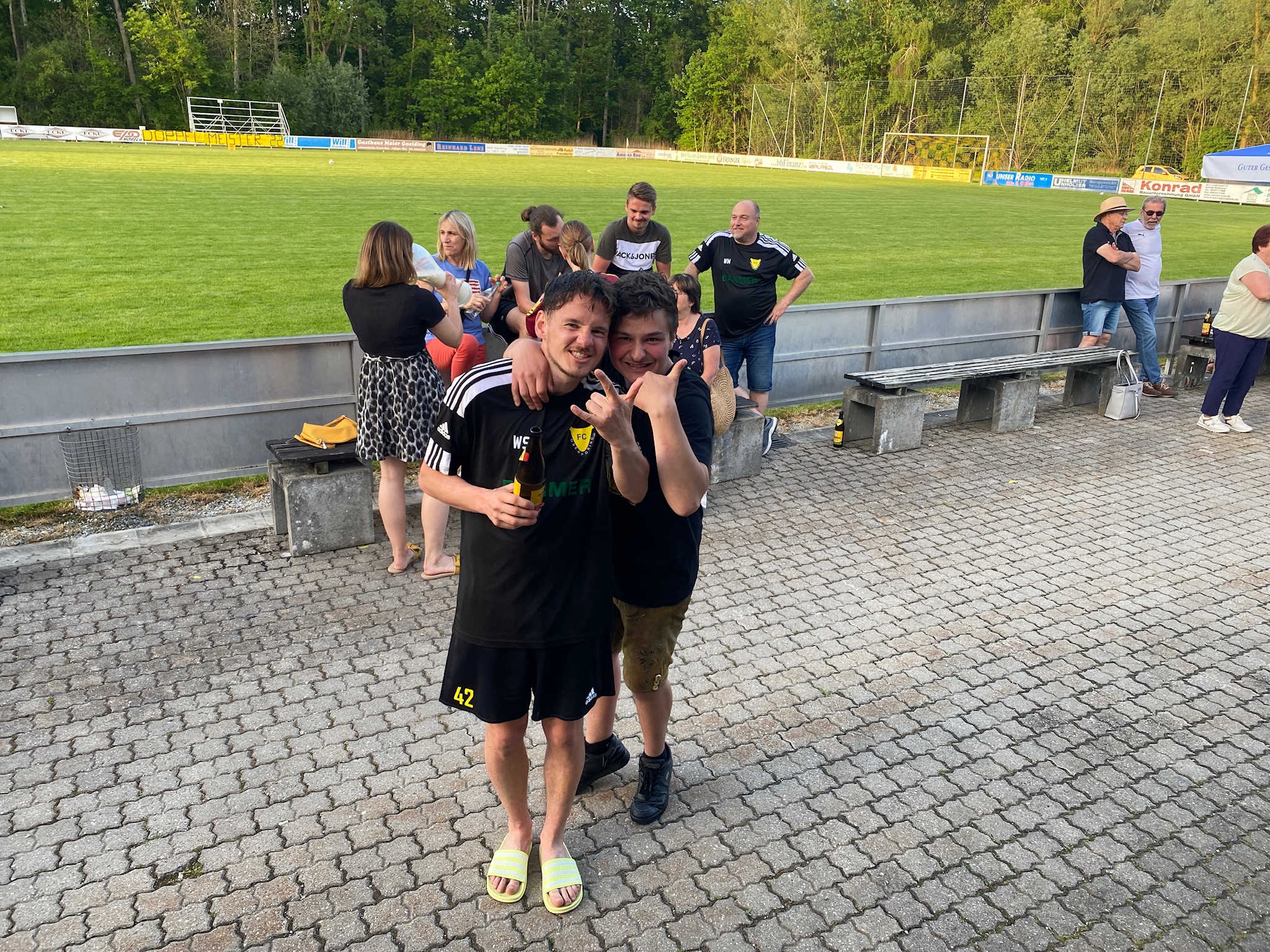 Zwei die sich mögen - Trainer und Edelfan