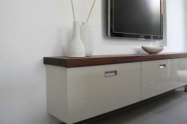 einbauschrank mit schiebetüren - korpus-Schranksysteme