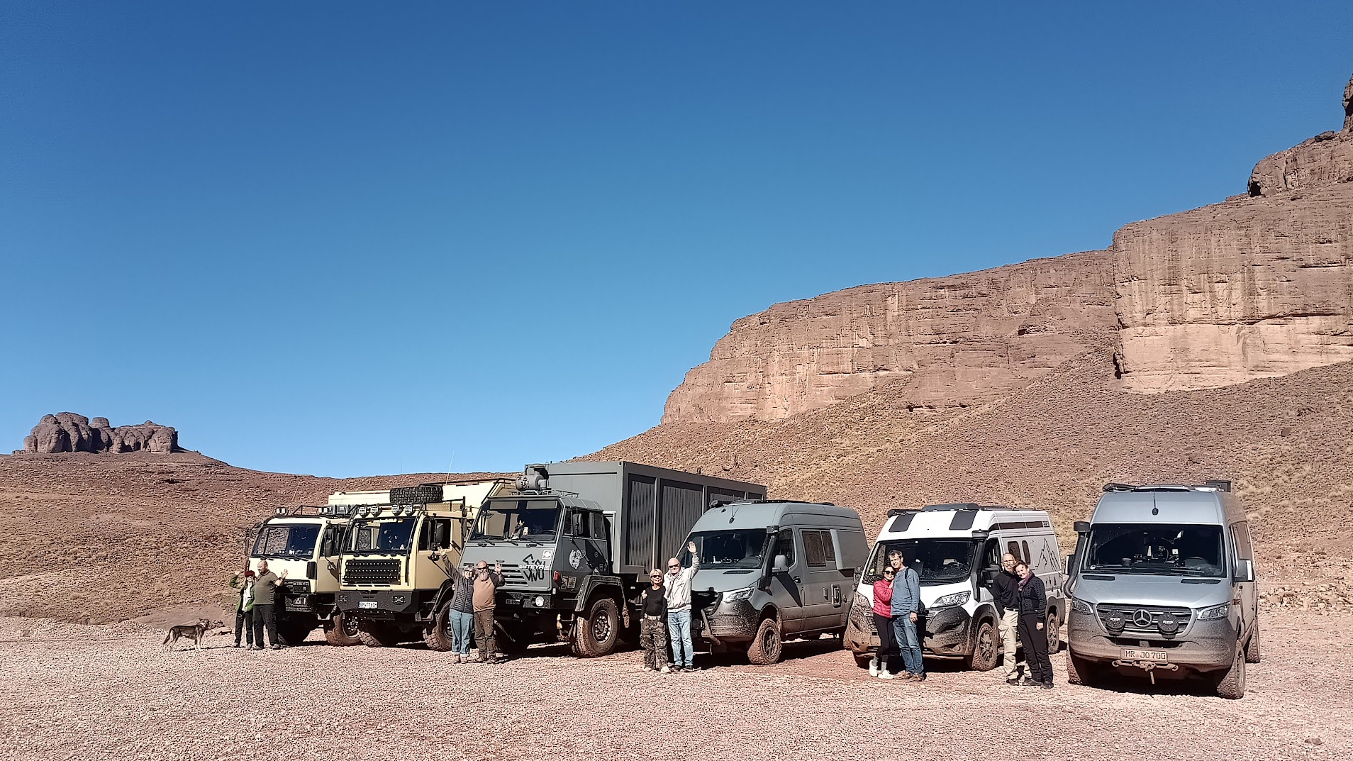 Marokko Mix-Tour mit Trucks, Sprintern & einem Welpen