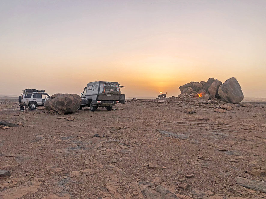 Wildcamp in der Steinwüste El Bayed