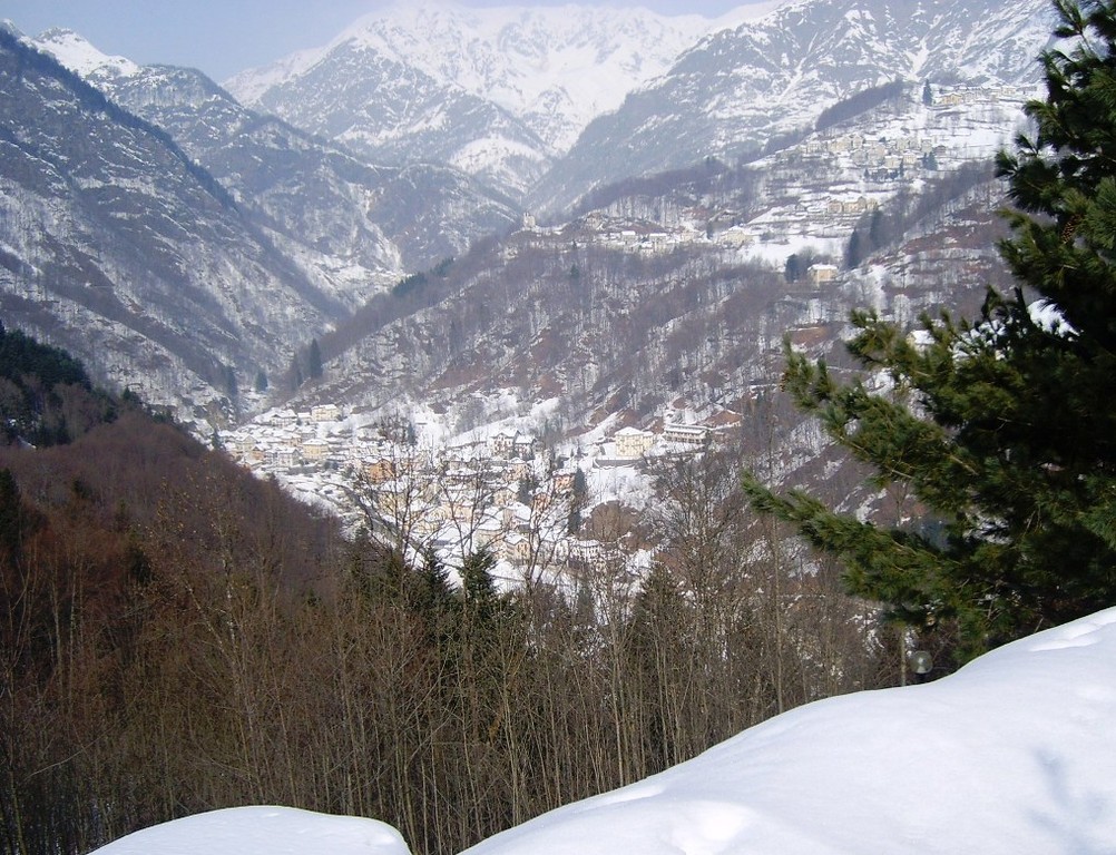 VISTA DI FOBELLO DA CERVATTO - 25.02.2009