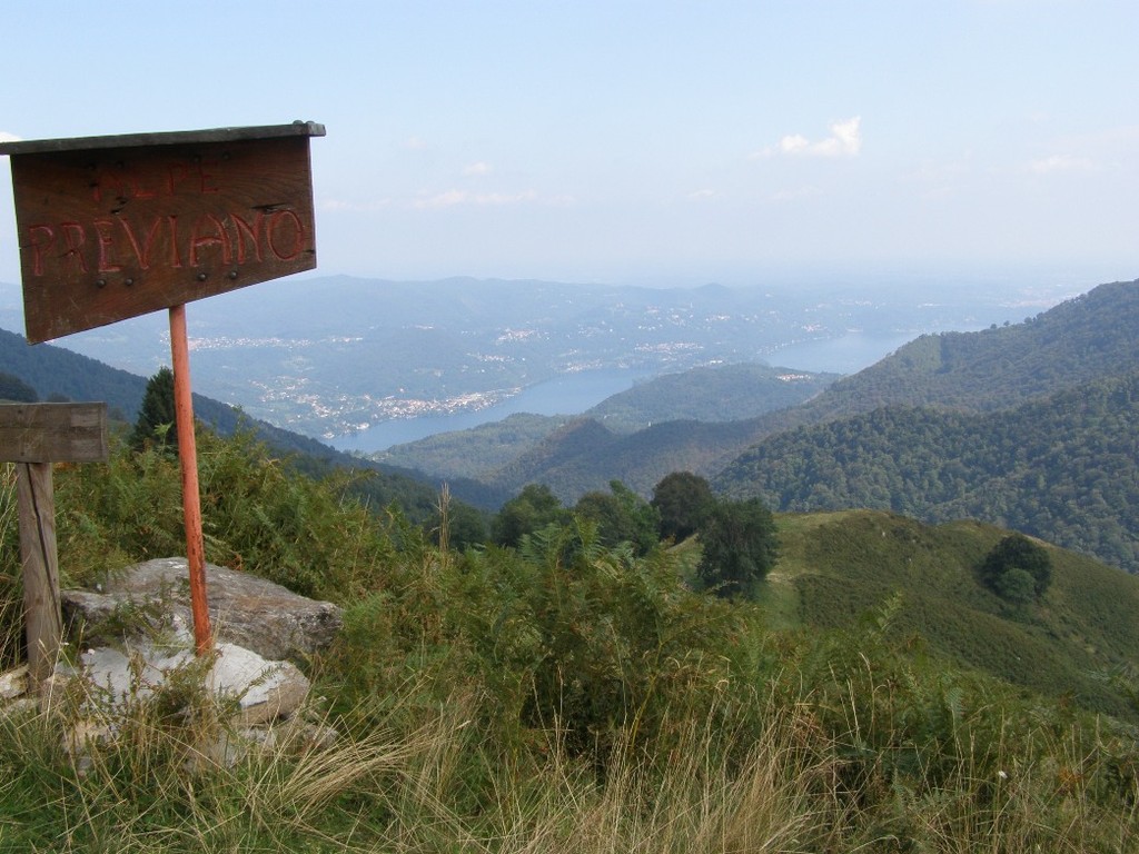 ALPE SACCHI  - 12.08.2009  - VISTA SUL LAGO D'ORTA