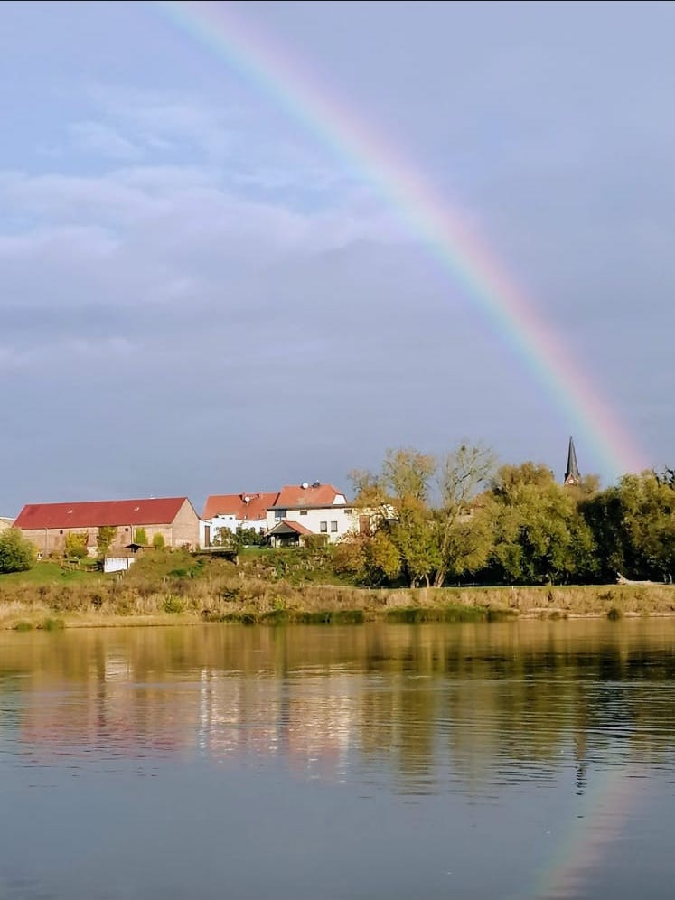 Leichter Regen bei herrlichem Sonnenschein inkl. Regenbogen 23.10.2023 