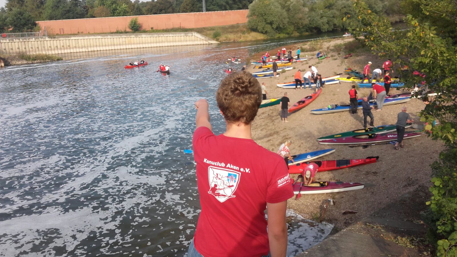 alles ist gut, die ersten sind zu Wasser gelassen