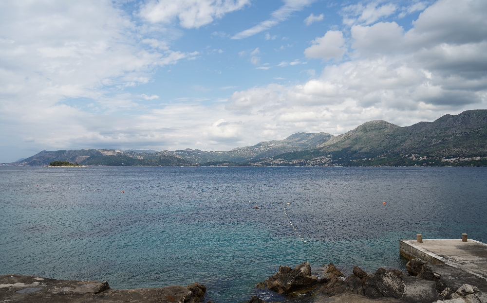 Cavtat, Kroatien. Blick Richtung Dubrovnik 
